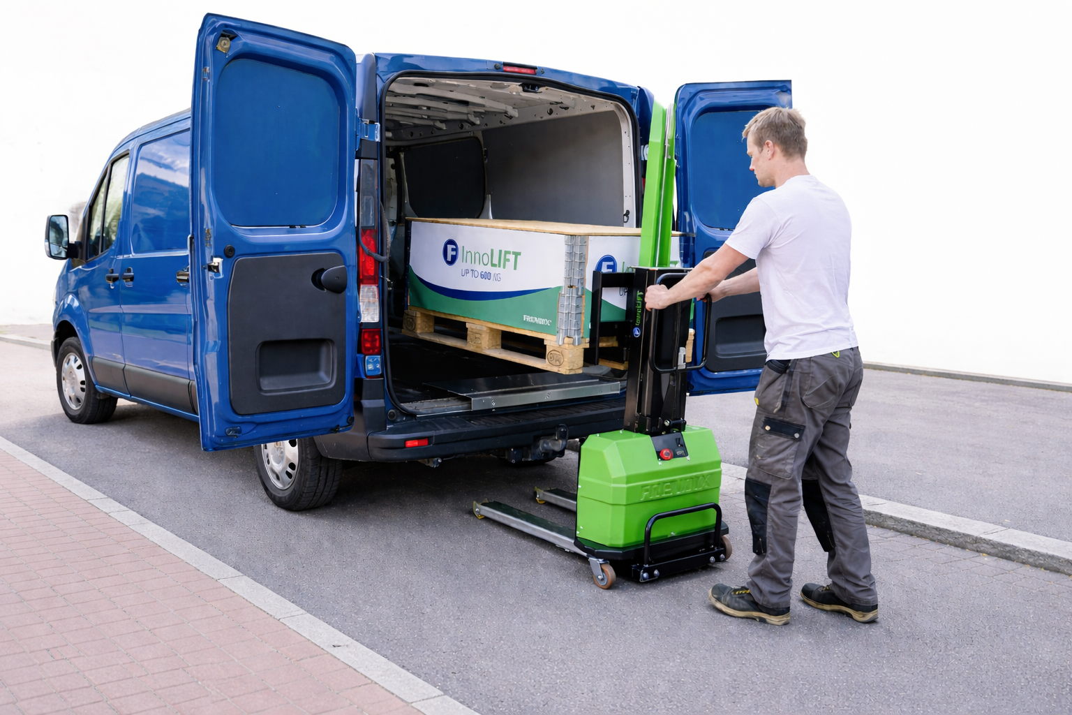 Innolift Mitnahmestapler für Transporter im Check
